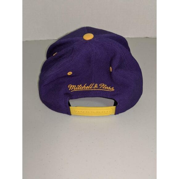 Los Angeles Lakers Hat Cap Mitchell & Ness Wool Snapback -0720T10 - Picture 2 of 4